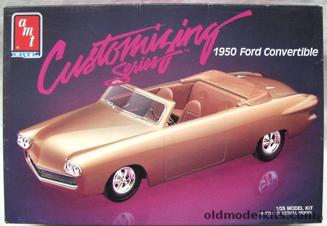 AMT 1/25 1950 Ford Convertible 3 in 1 - Stock / Custom 1 / Custom 2 - Customizing Series, 6831 plastic model kit